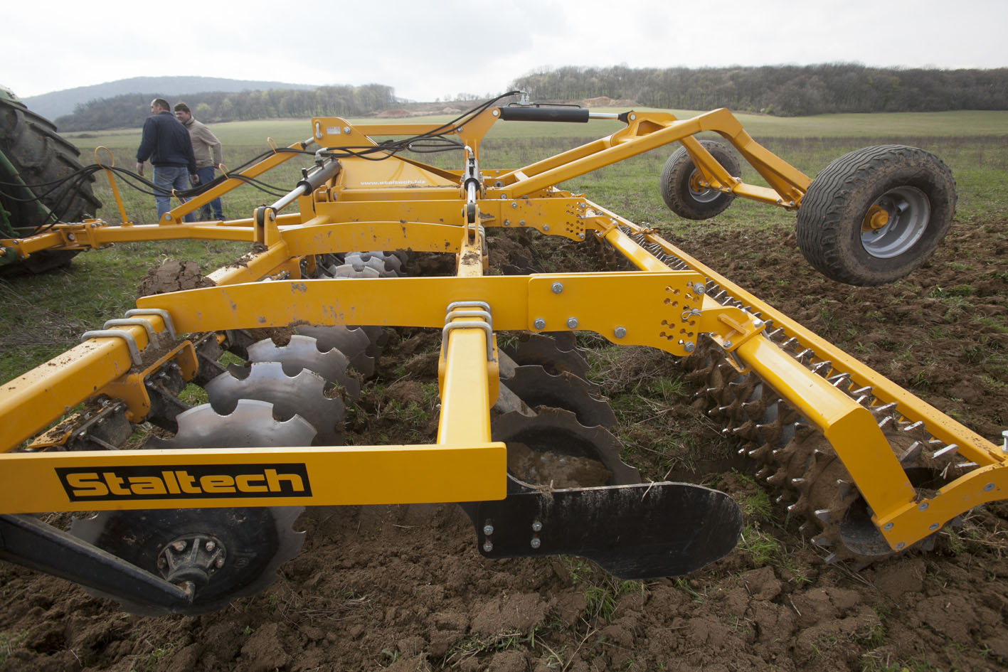 Staltech - UH 60 Hidraulikus tárcsa